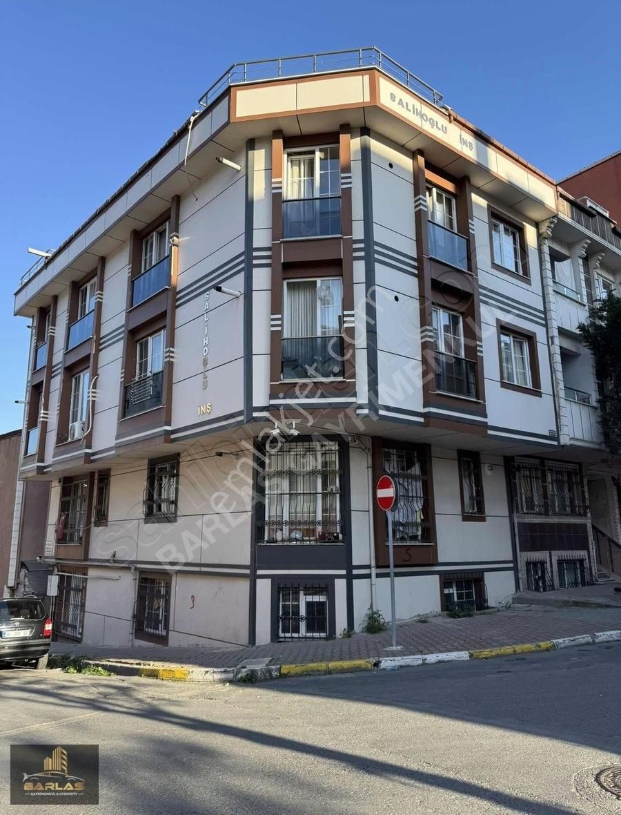Halkalı Merkez Mahallesin'de 3+2 150 M2 Satılık Dublex