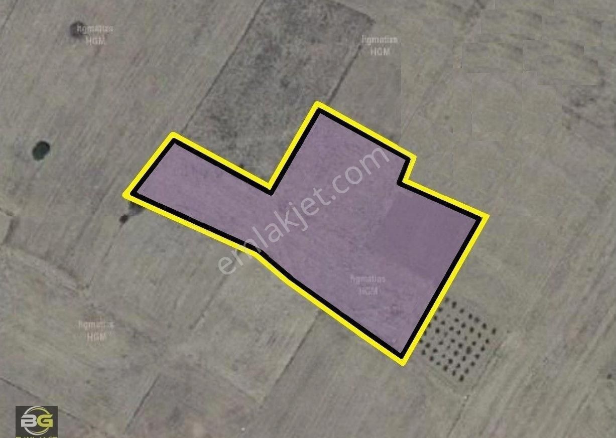 Baylan's Gayrimenkul Den Bozhüyük Mahallesin'de Hisseli Tapu 5.291 M2 Tarla