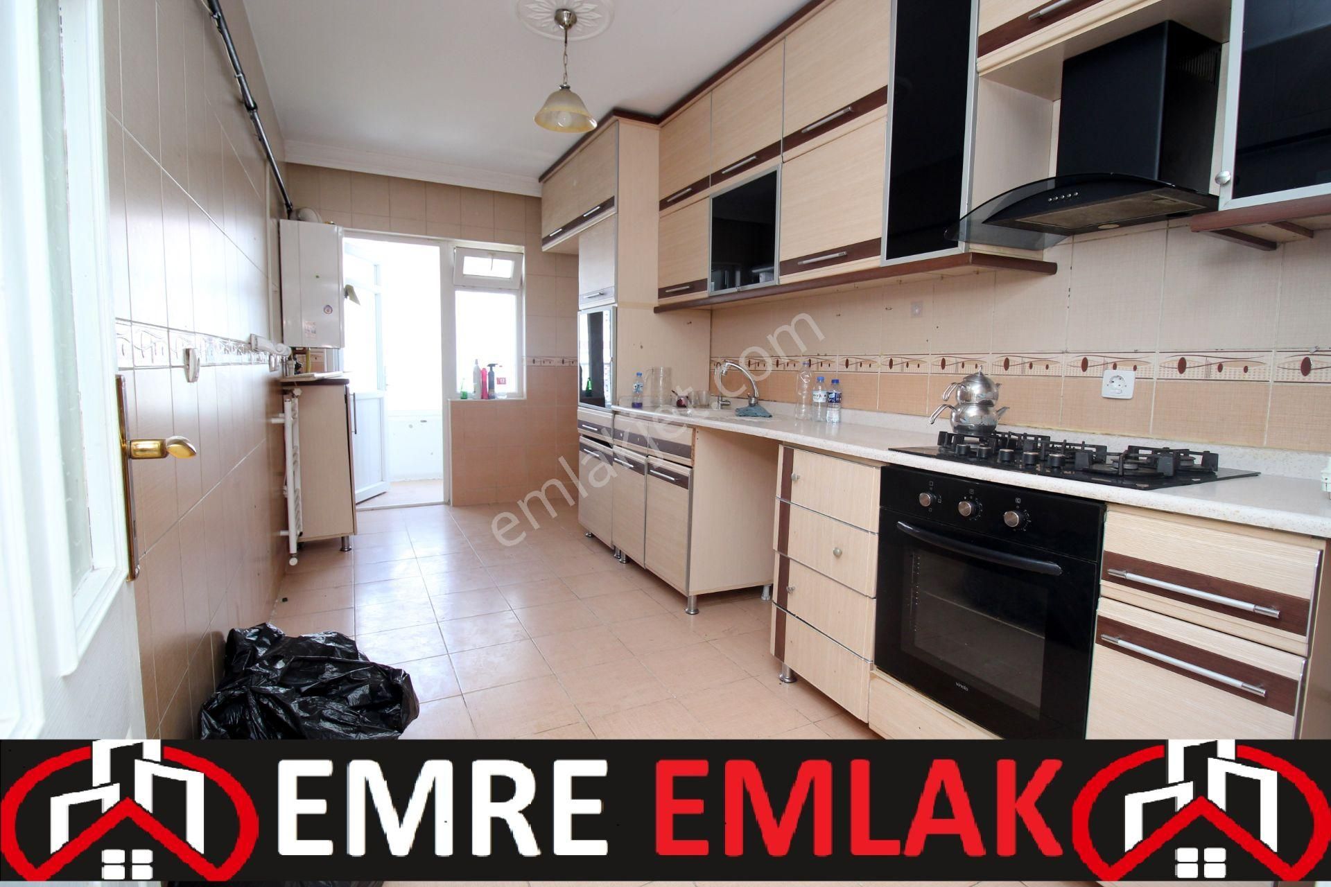 Emre Emlaktan Topçu'da Arakatta Satılık 3+1 Daire