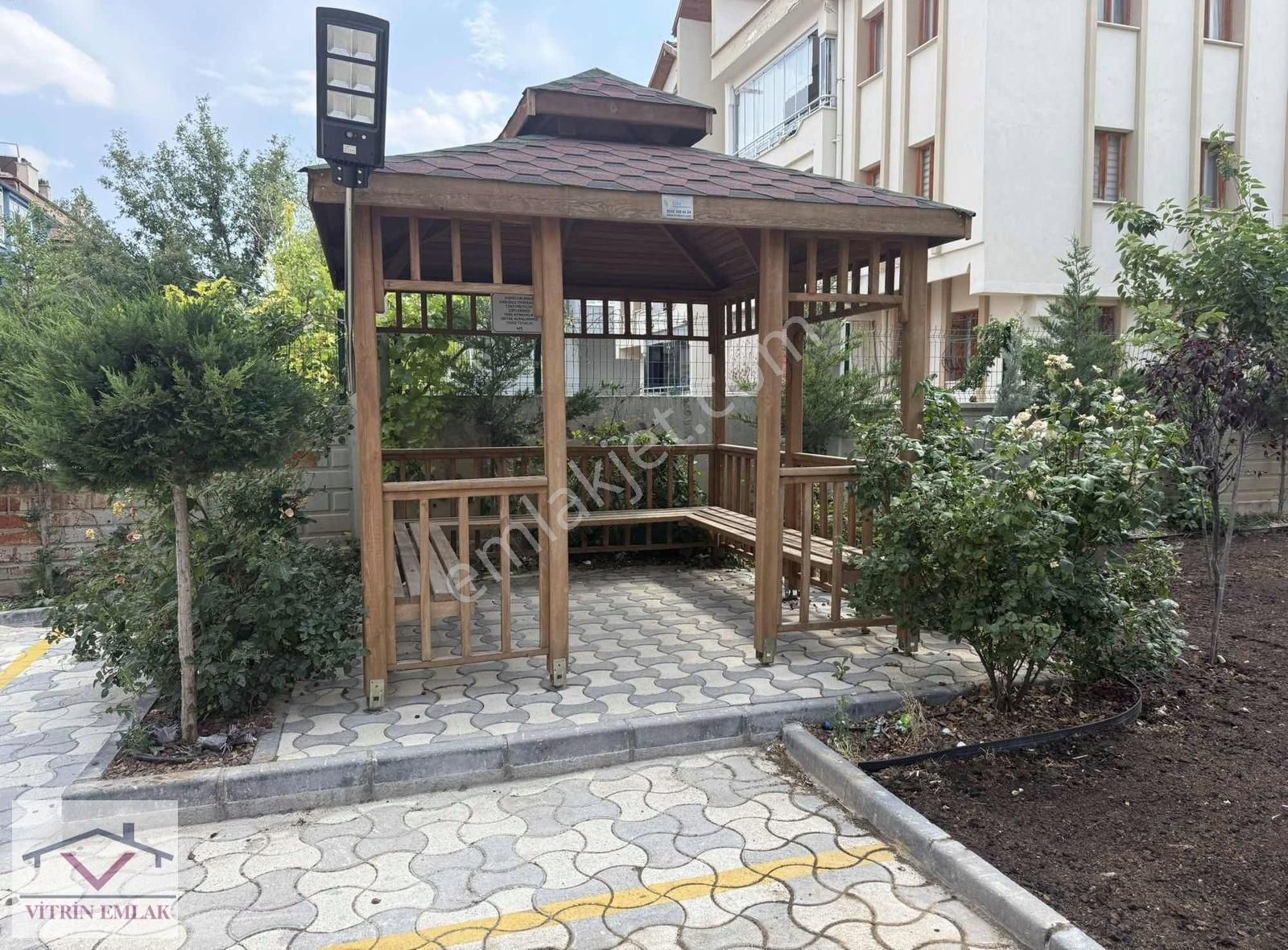 Real, Stadyum Mevki Parsana Mh E.banyo Bahçeli 3+1 Satılık Daire - Görsel 12