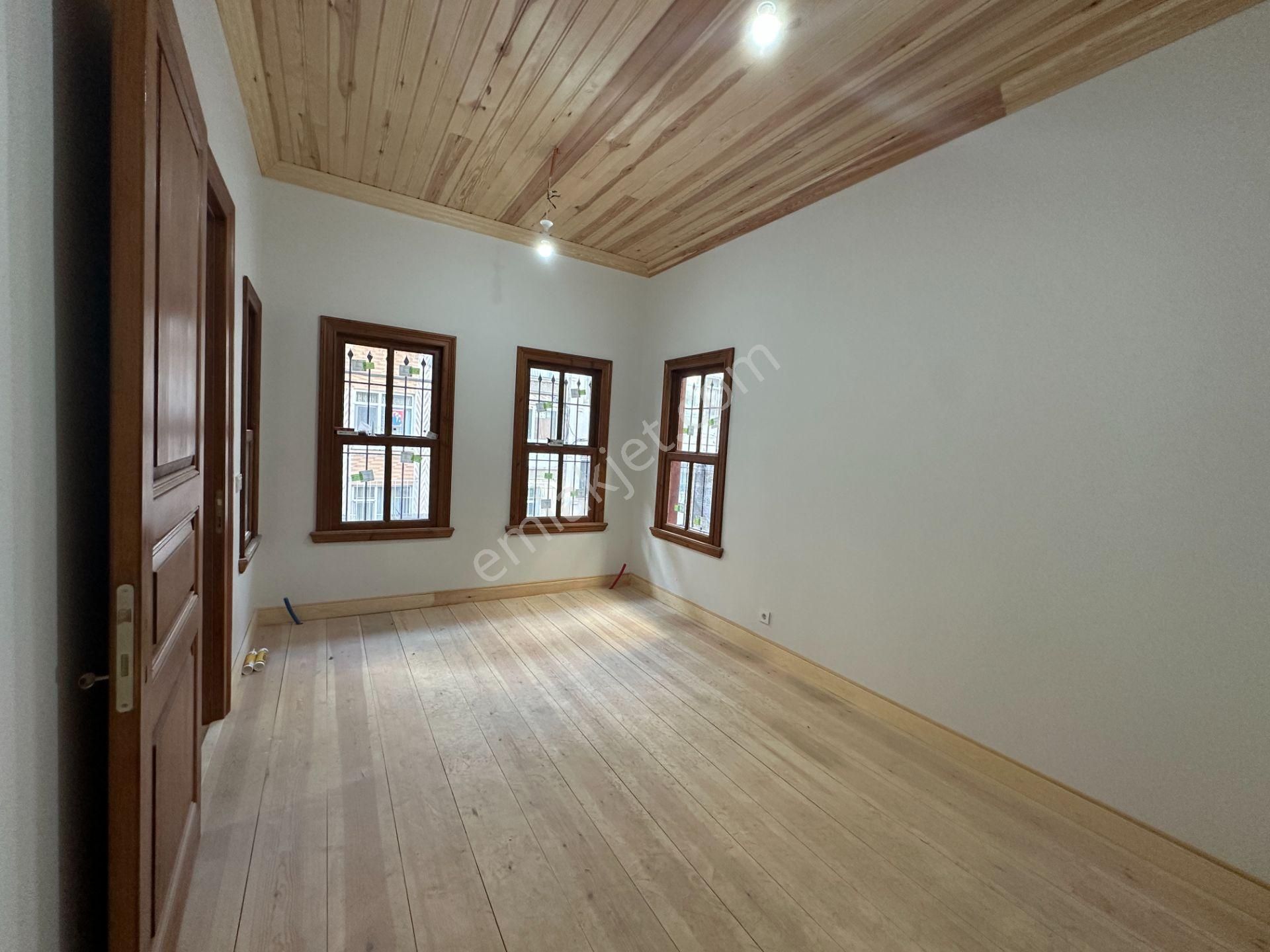 Üsküdar Ahmediye Tunusbağı Cd. Altı Kiralık Köşk / İşyeri&konuta - Görsel 8