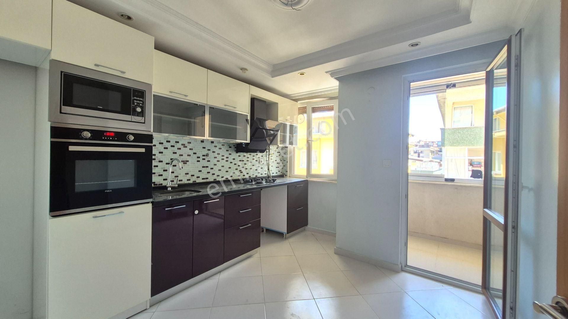 Üsküdar Ferah Mah 3+1 Kiralık Daire Enta Emlak