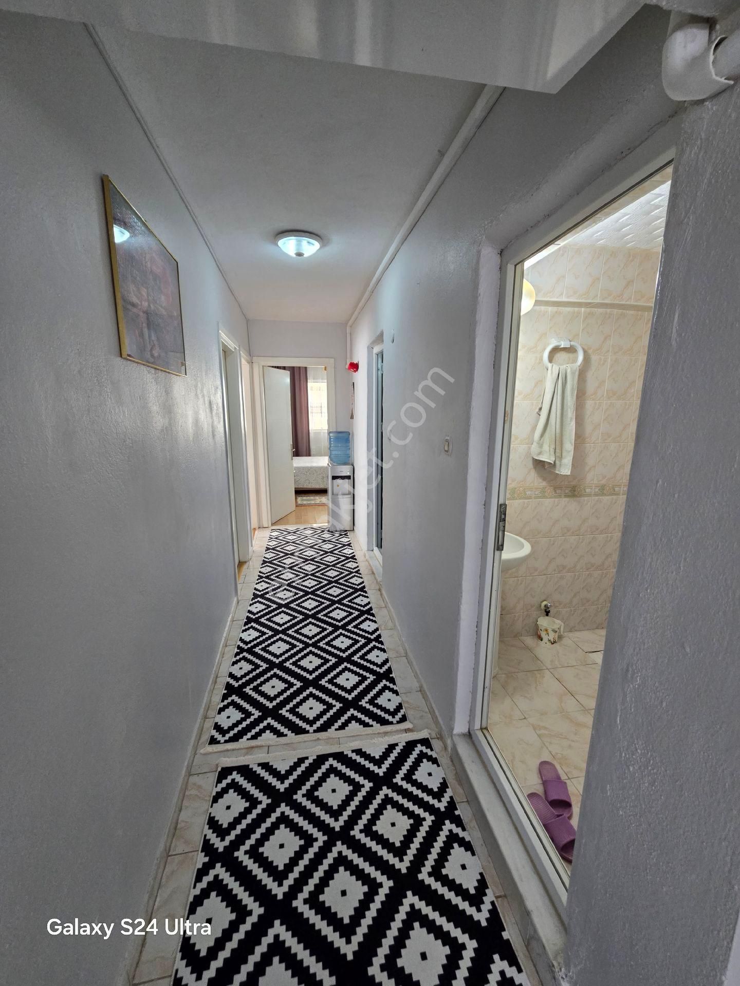 Kuşadası Ege Mahallesinde Havuzlu Güvenlikli Sitede Doğalgazlı Geniş 3+1 Daire - Görsel 5