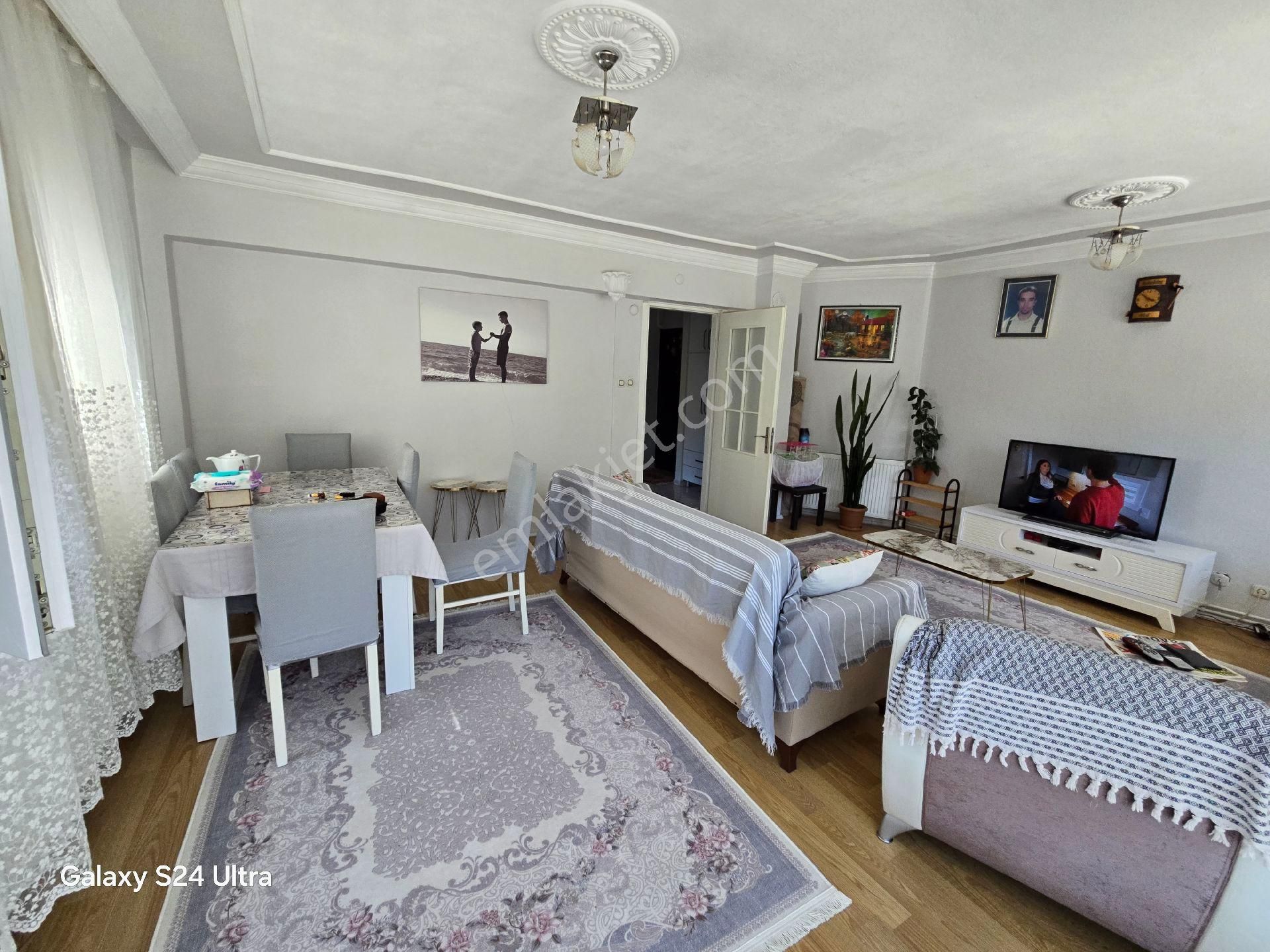 Kuşadası Ege Mahallesinde Havuzlu Güvenlikli Sitede Doğalgazlı Geniş 3+1 Daire - Görsel 22