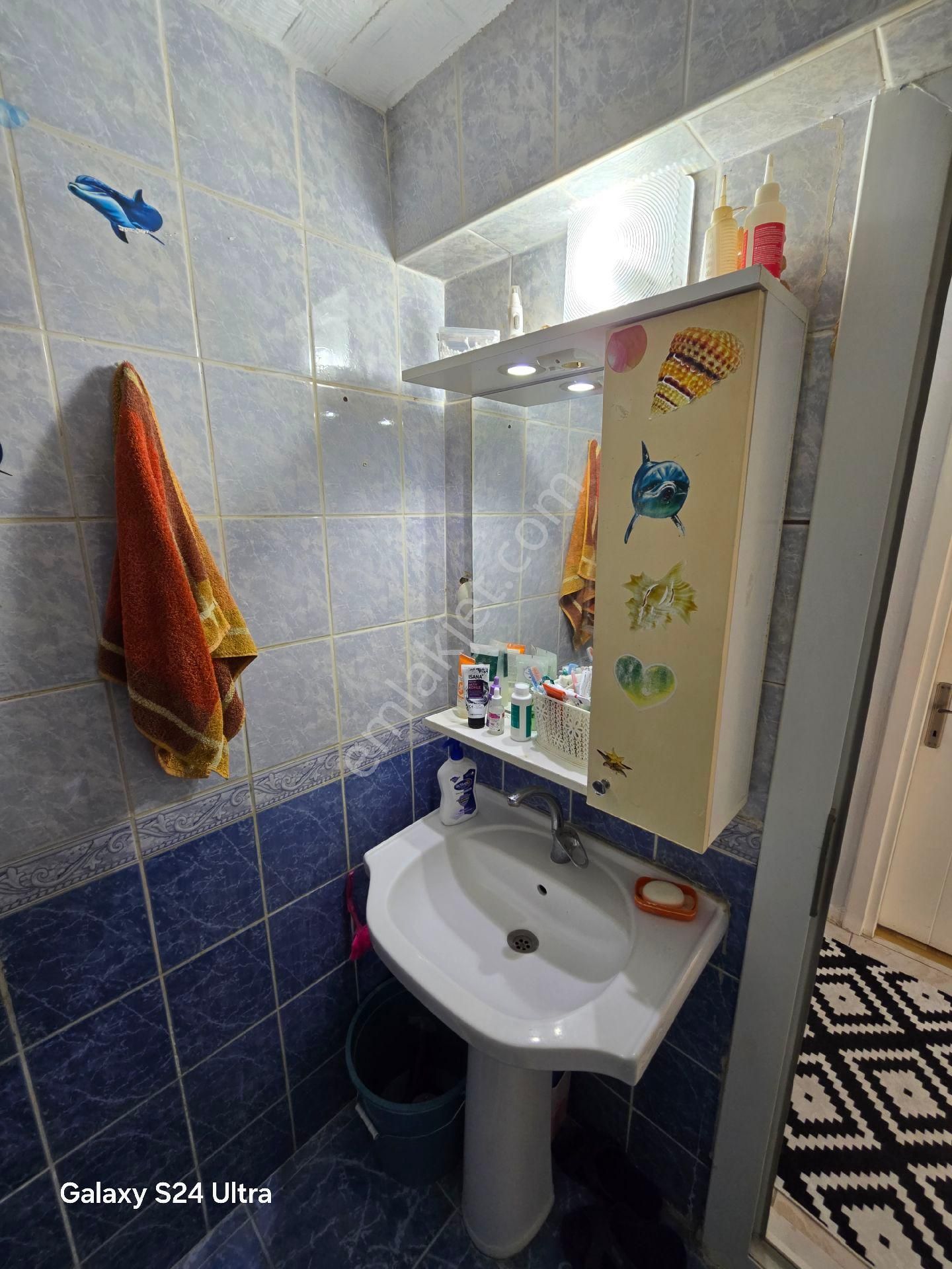 Kuşadası Ege Mahallesinde Havuzlu Güvenlikli Sitede Doğalgazlı Geniş 3+1 Daire - Görsel 30