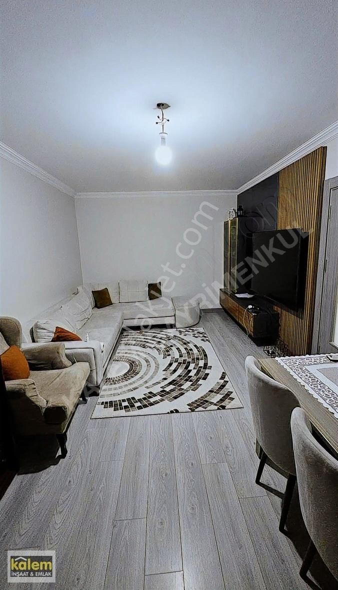 Kalemden 15 Temmuz Selçuklu Evlerinde Kiracılı Satılık Daire