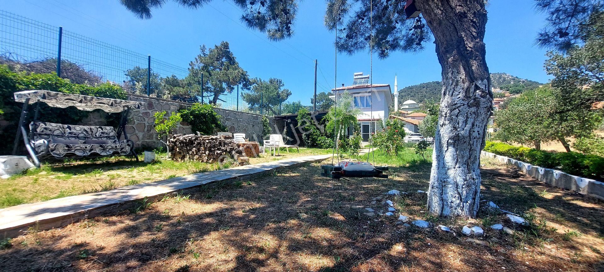 Sahibinden 855m² Arsası Üzerinde Full Eşyalı Müstakil Ev