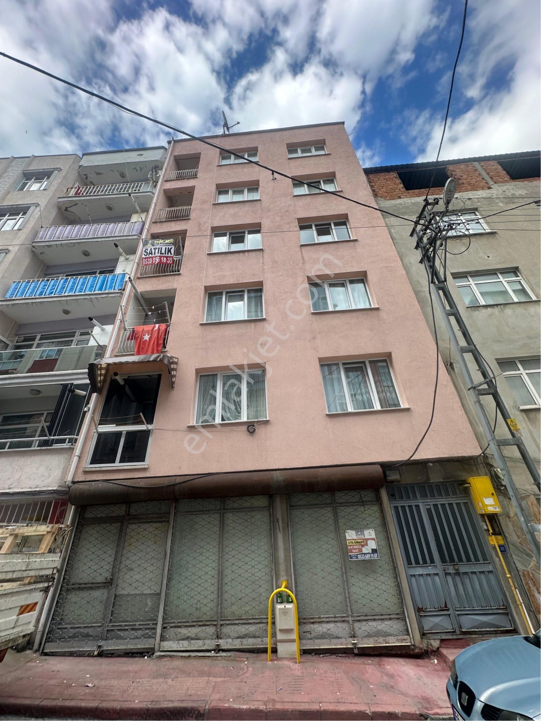 Evim-nur’dan İlkadım Selahiye Mah 2+1 Yola Cephe Fırsat Daire