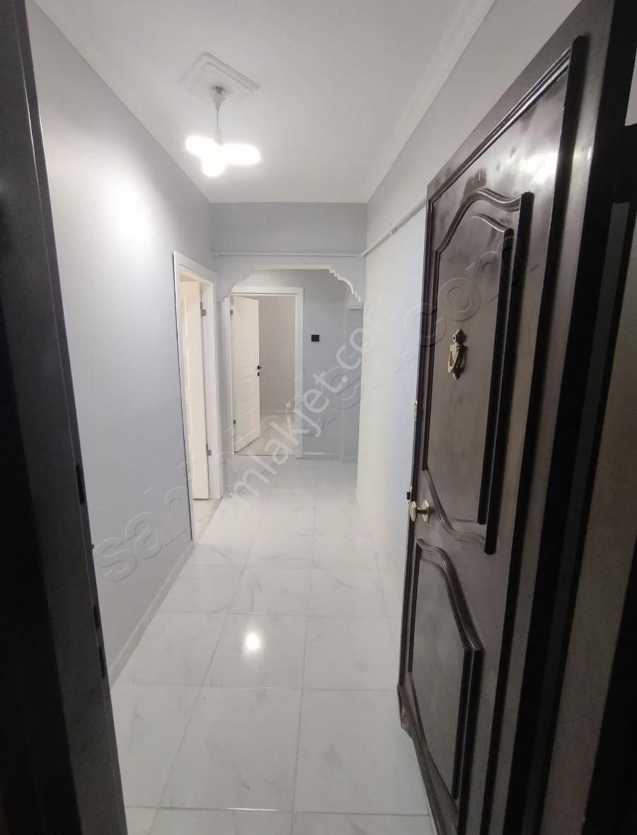 Fatih Merkezde 2+1 Teraslı Ve Bahçeli 90m2 İçi Sıfırlanmış Daire - Görsel 10