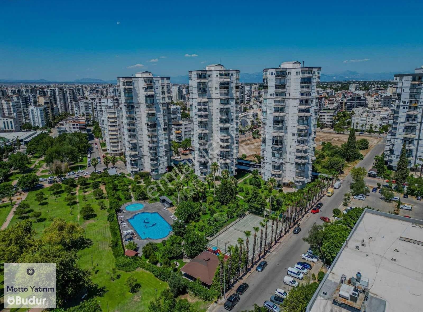 Liderkent1 De Deniz Manzaralı Geniş 3+1 Daire