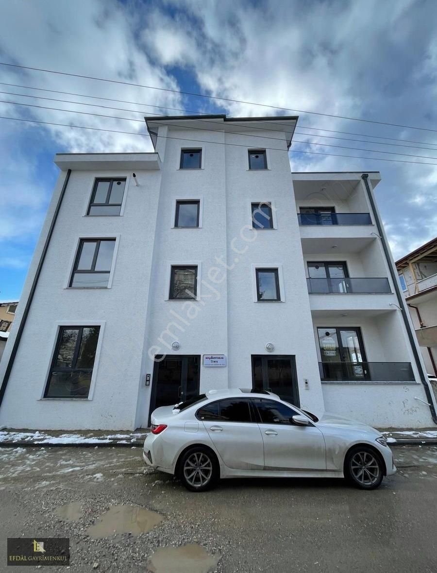 Adapazarı Yağcılar Mahallesinde Kiralık 2+1 Sıfır Daire!!!