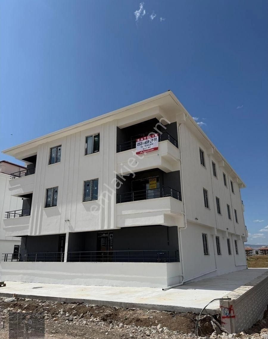Fen Lisesi Civarı Satılık 2+1 Sıfır Daire