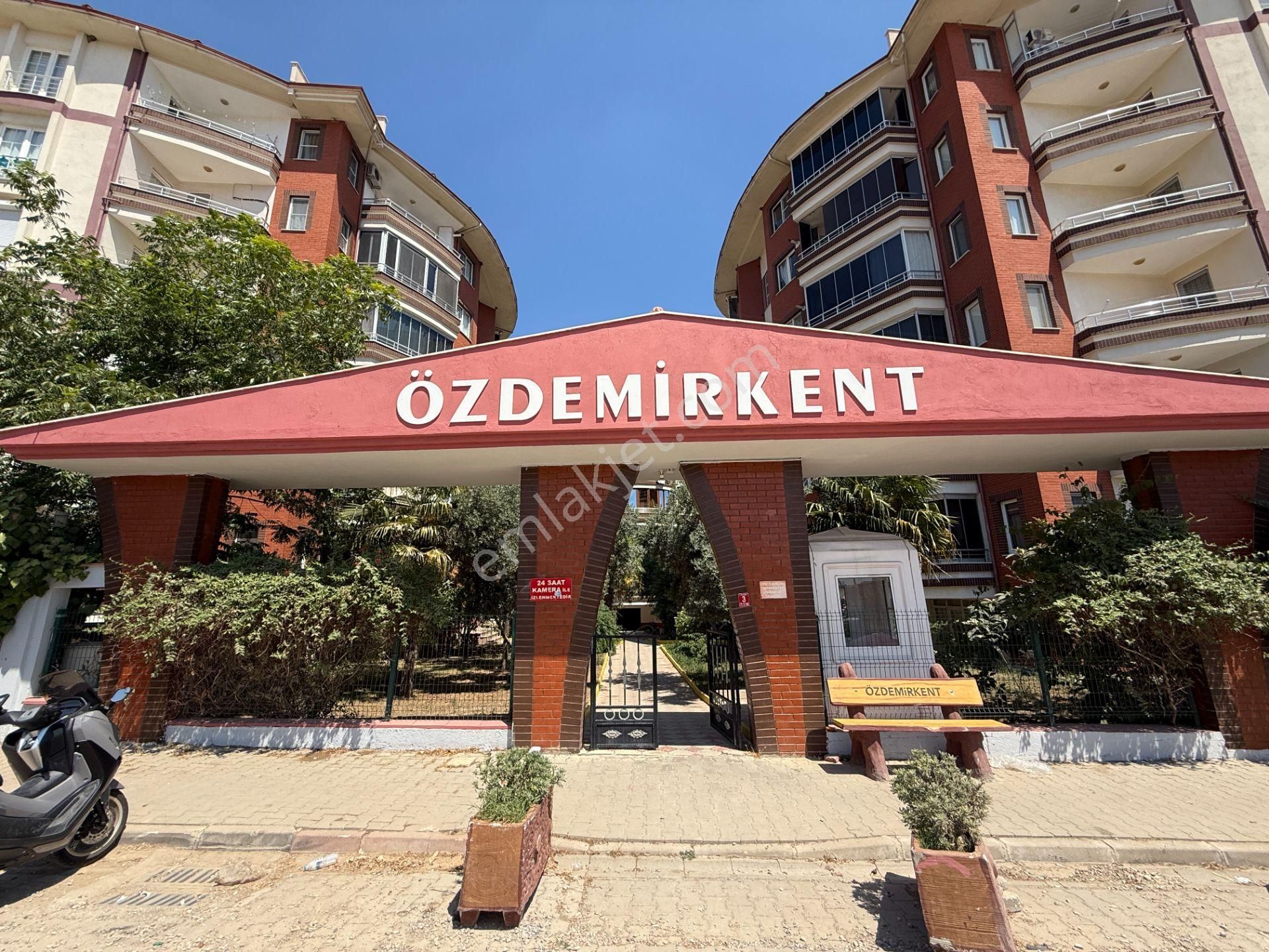 Adliye Arkası Site İçi Eşyalı Geniş 2+1 Kiralık Daire-22 Aylık