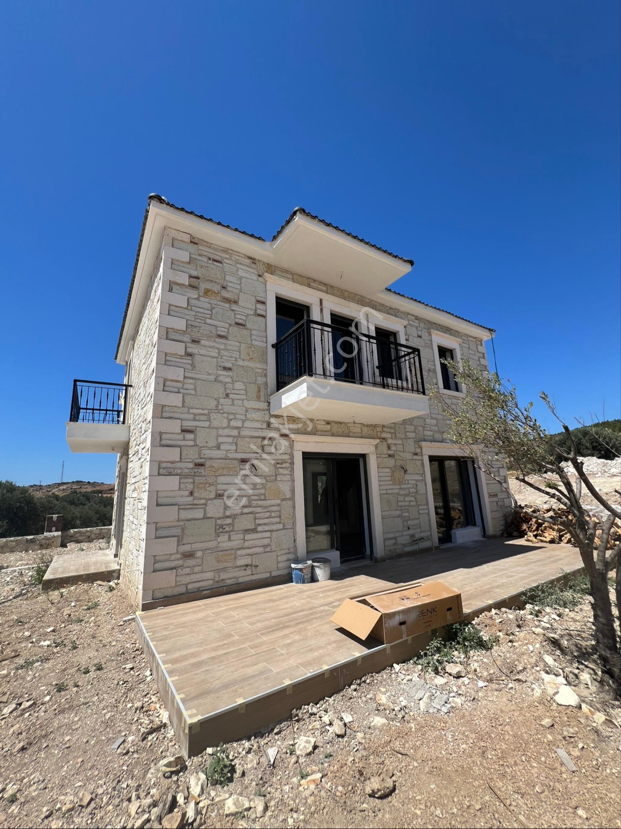 İzmir Eski Foça Taş Lüks Villa