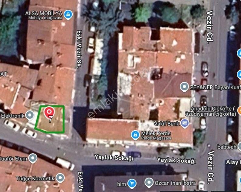 Şehremini'de, Harika Konumda Satılık Köşe Bina - Görsel 3