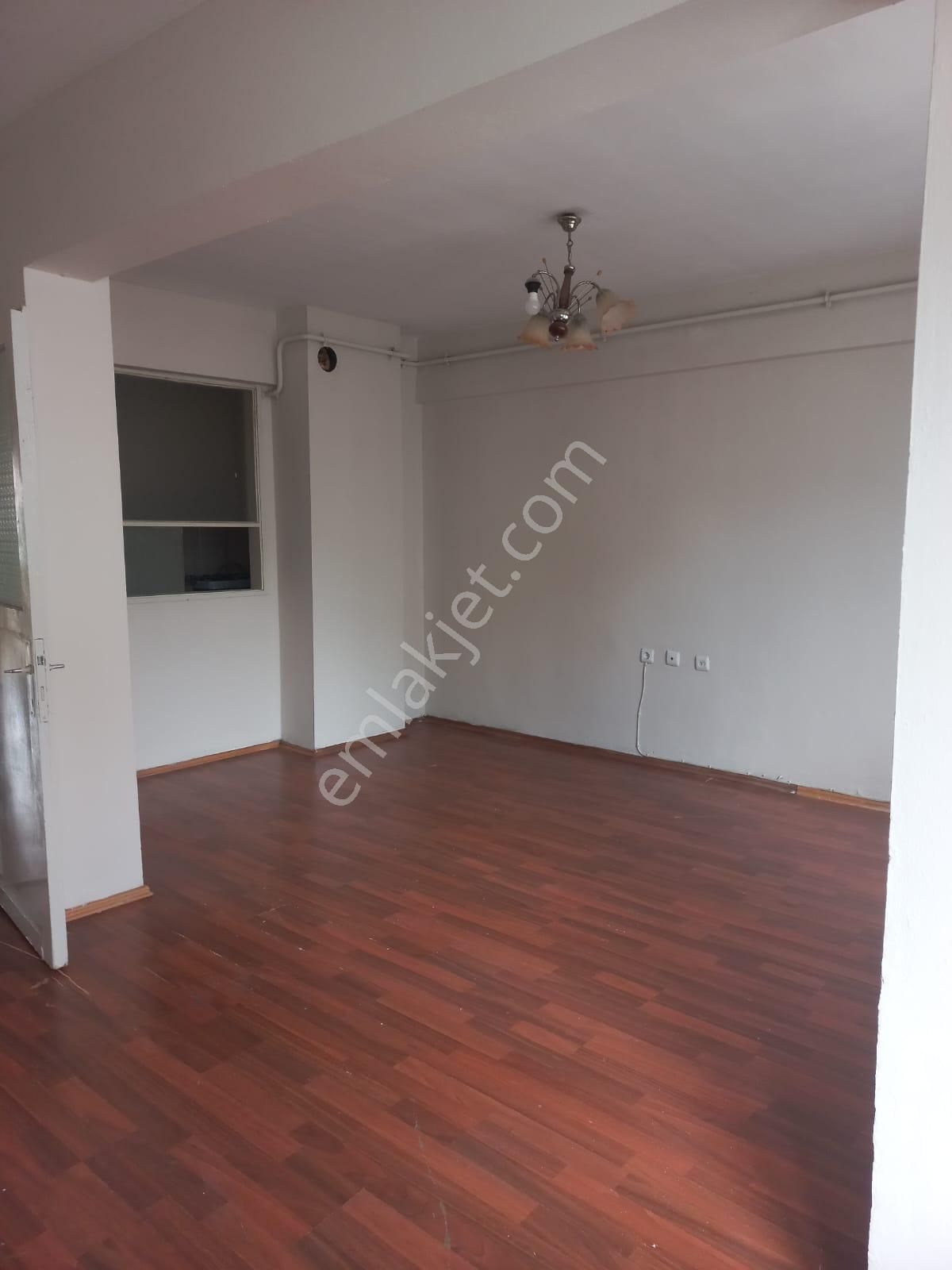 Eşref Dinçerde Kiralık Daire Enes Emlaktan