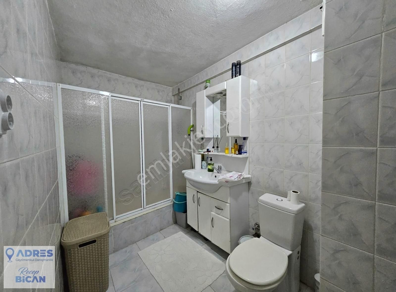 Kağıthane Harmantepe Mh. 90m2 2+1 Satılık Daire