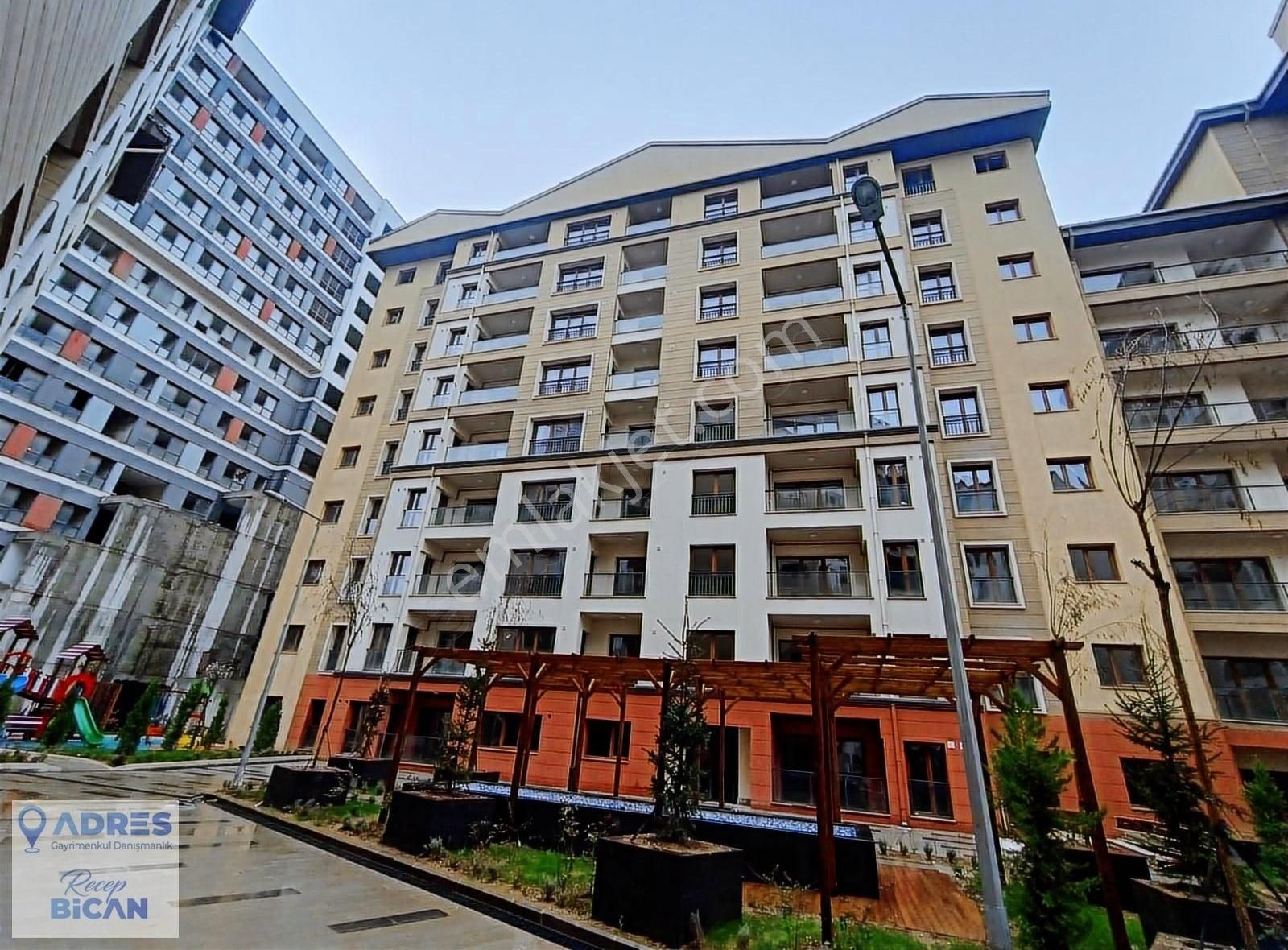 Kağıthane Yahya Kemal Toki Büyük Tip 2+1 Satılık Daire