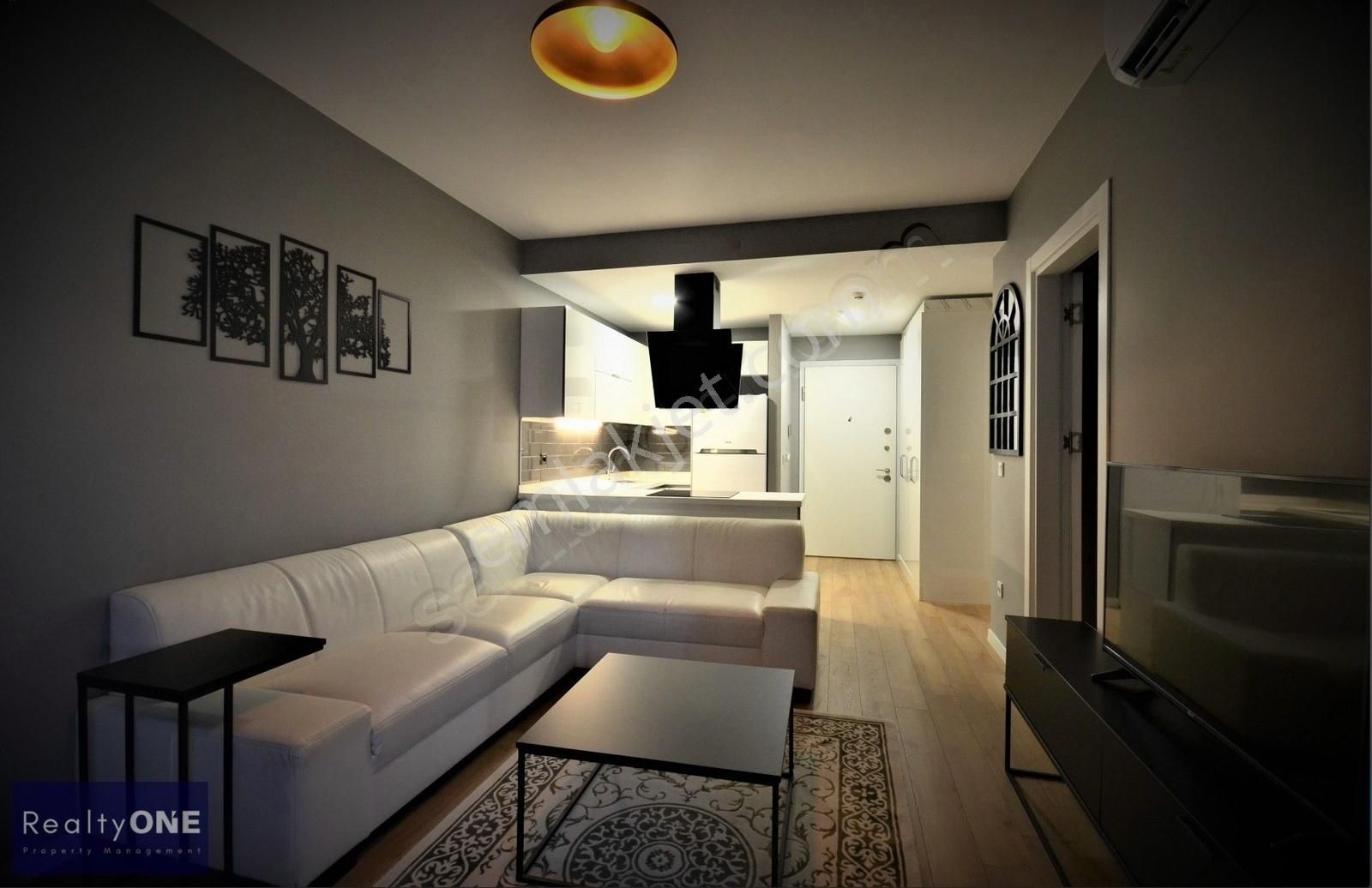 R-one | S Life Ekspres Balkonlu Klimalı Eşyalı Kiralık 1+1 Daire