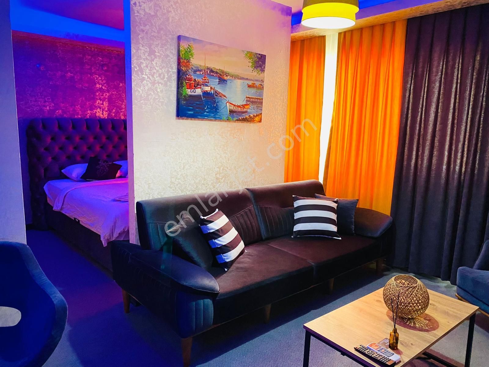 Karşıyaka Çarşı İşbankası Sokagı Günlük Kiralık Lüks Daire / Su Apart - Görsel 3