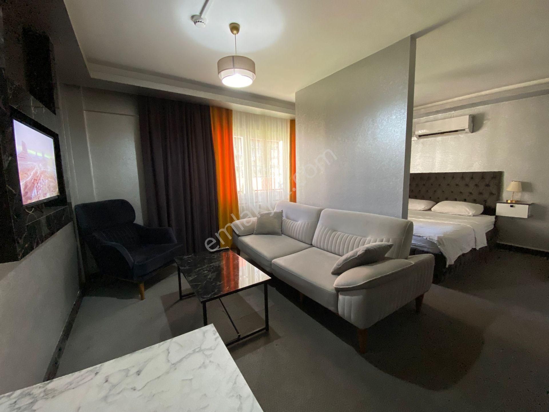 Karşıyaka Çarşı İşbankası Sokagı Günlük Kiralık Lüks Daire / Su Apart - Görsel 16
