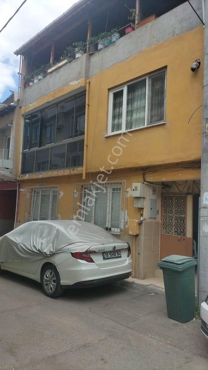 Çirişhane Mah. 2,5 Katlı Bakımlı Müstakil Bina