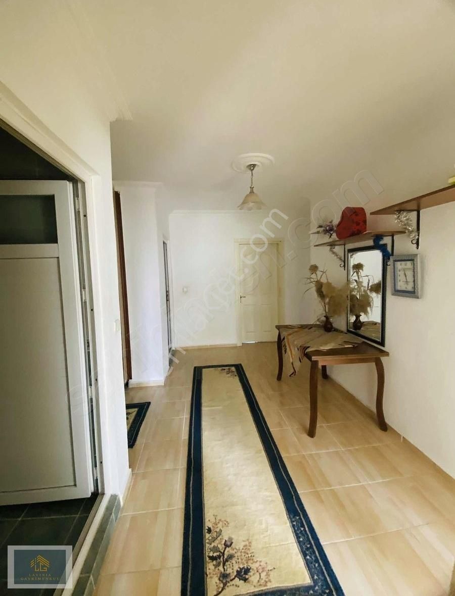 Lavinia Gayrimenkulden Geniş 3+1 Daire - Görsel 2