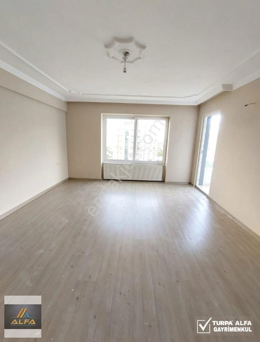 Güzelyurt Mah. Ferah 3+1 Çift Balkonlu 135 M² Satılık Daire
