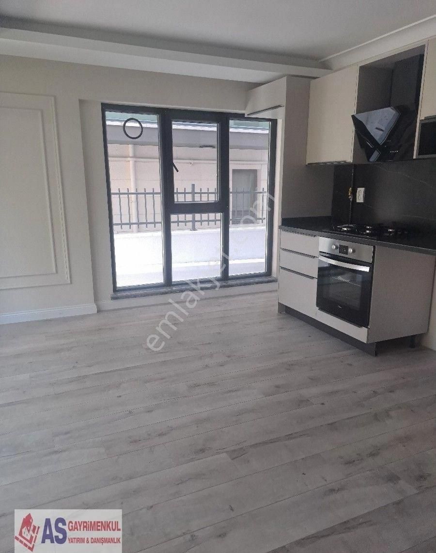 Bahçelievler'de 2+1 Bahçe Kullanımlı Ön Cephe - Görsel 3