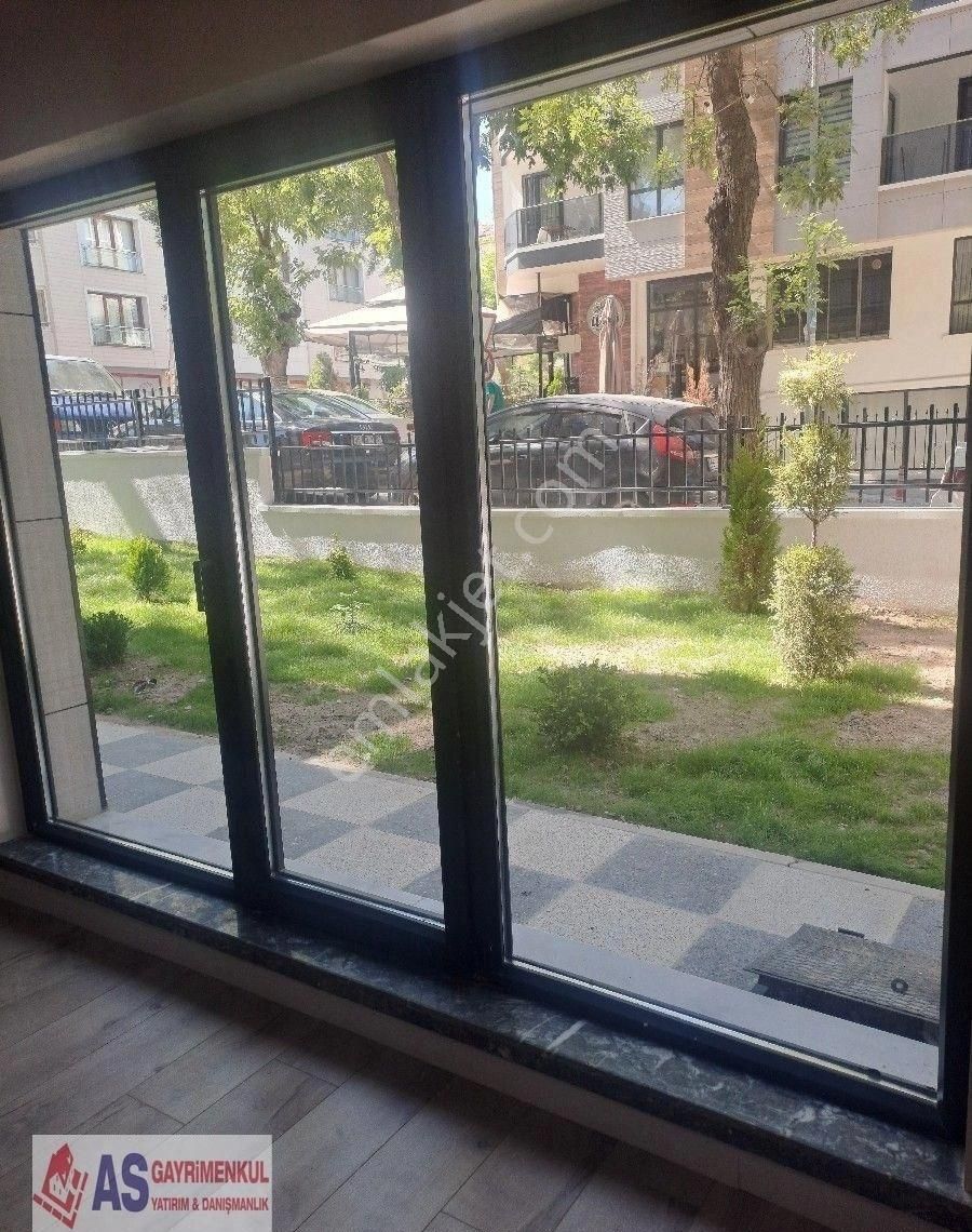 Bahçelievler'de 2+1 Bahçe Kullanımlı Ön Cephe - Görsel 11