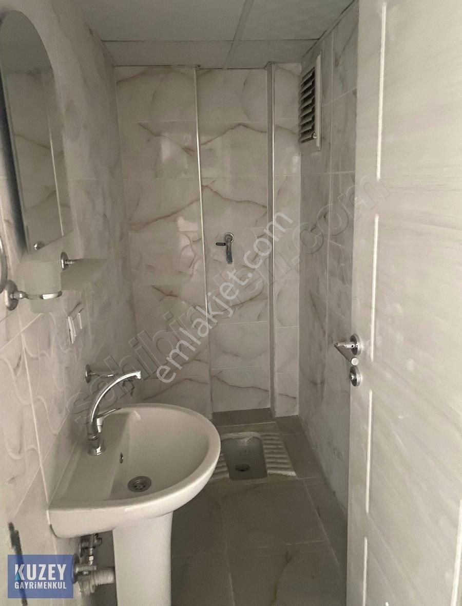 İhsaniye Mah 5.noter Sokağında Kiralık 2+1 Amerikan Mutfak Daire