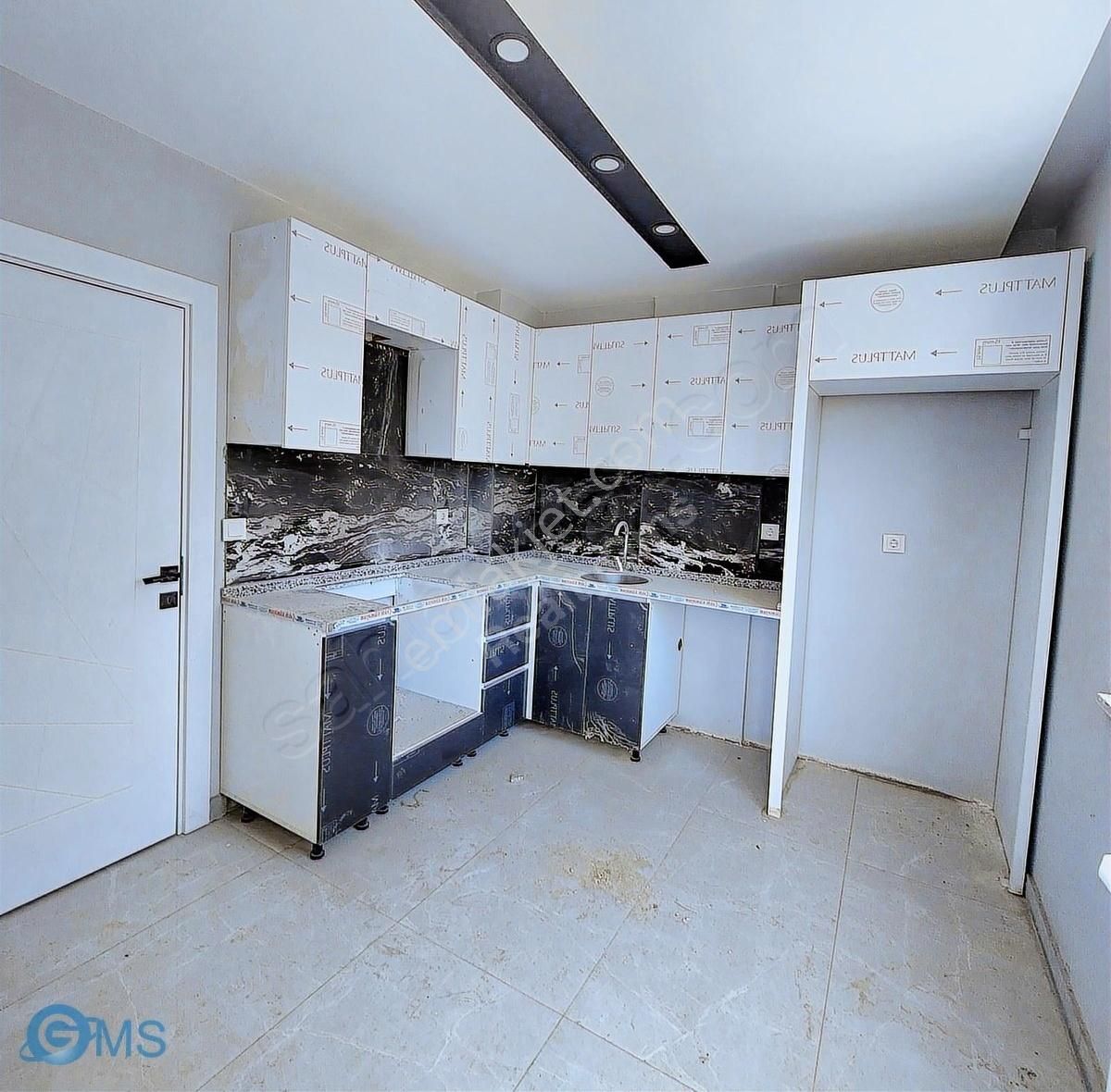 Ayanoğlu Mah 2.katta Asansörlü 2+1 90m² Tranwaya Yakın Fırsat