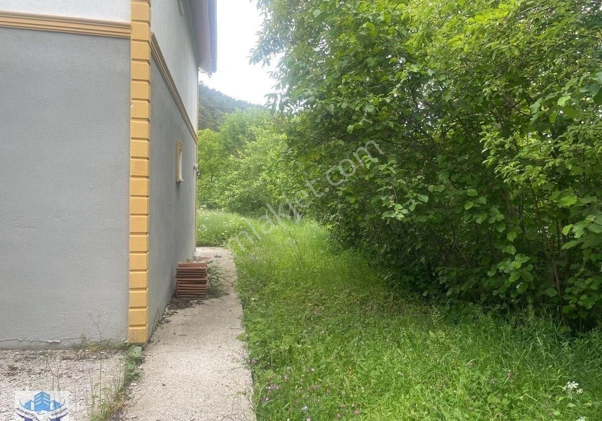 Elit Gayrimenkulden Tokat Niksar Çamiçi Yaylasında Satılık Villa - Görsel 8