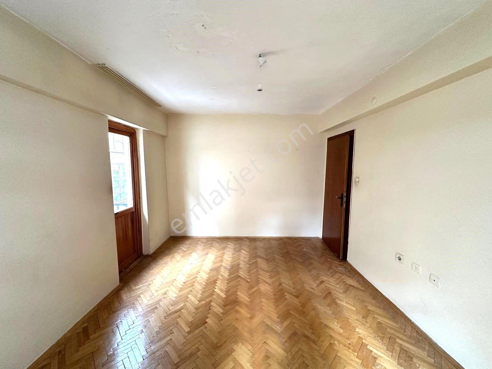 Keçiören İncirli Mh. Bağımsız Isı Yalıtımlı Teraslı 5+1 Dubleks - Görsel 11