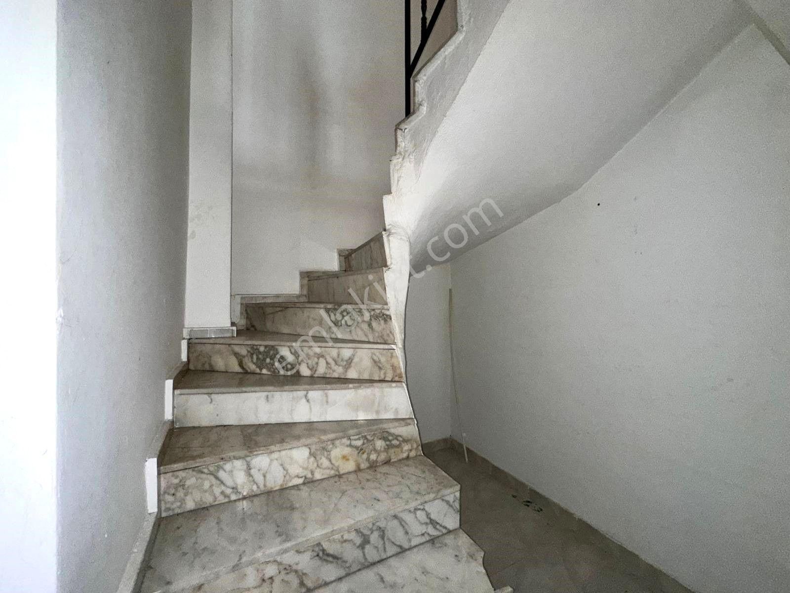 Keçiören İncirli Mh. Bağımsız Isı Yalıtımlı Teraslı 5+1 Dubleks - Görsel 19