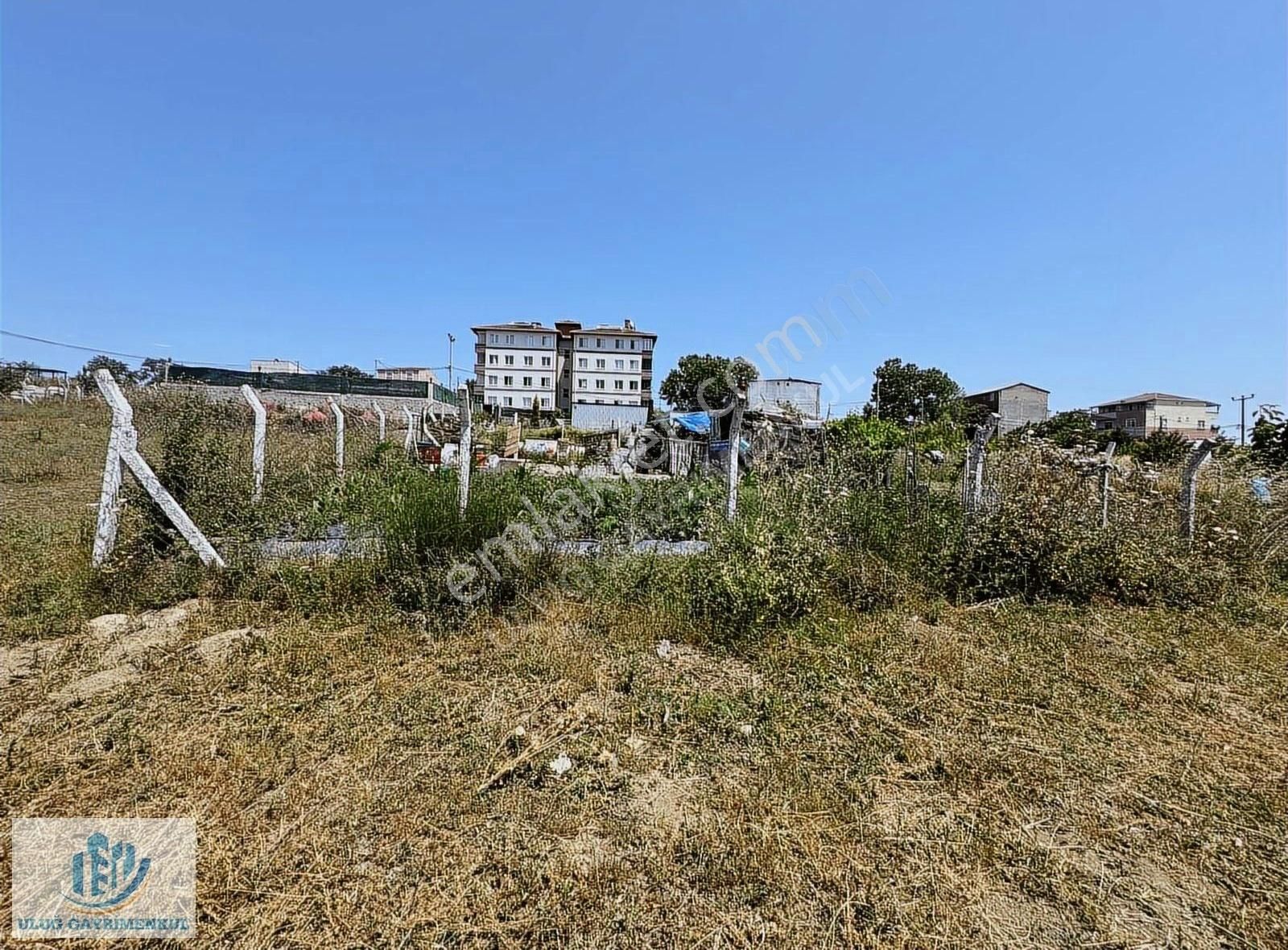Arnavutköy Haraççı Mah Satılık 250m2 İmarlı Arsa