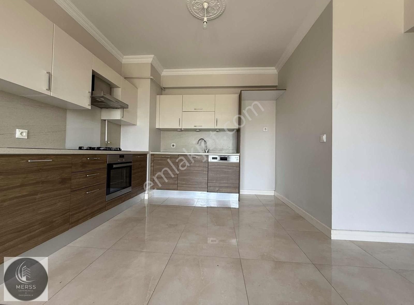 Sultanbeyli Suryapı İlkbaharda 93 M2 2+1 Daire - Görsel 9