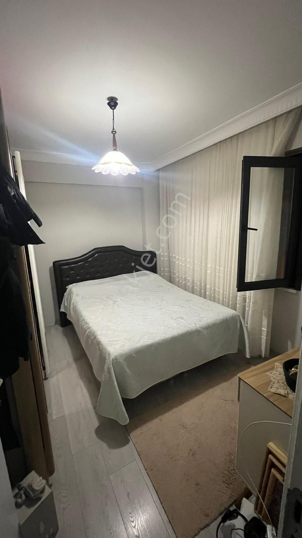 Zeytinburnu Beştelsiz Mahallesinde 3+2 Dubleks Daire - Görsel 13