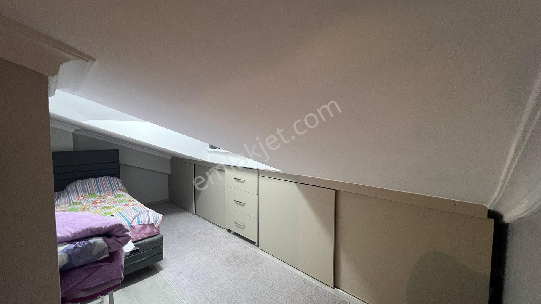 Zeytinburnu Beştelsiz Mahallesinde 3+2 Dubleks Daire - Görsel 18