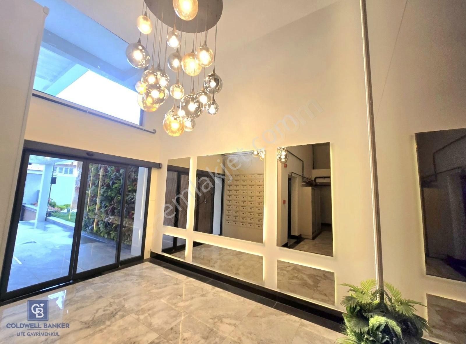 Bornova Kemalpaşa Mahallesinde 1+1 Satılık Daire - Görsel 25