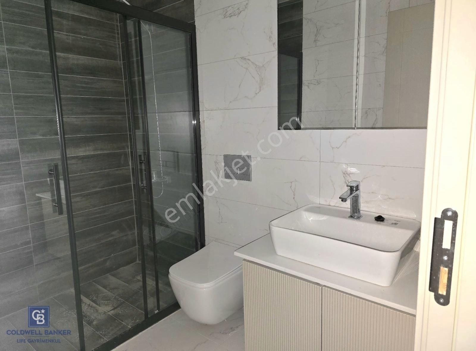 Bornova Kemalpaşa Mahallesinde 1+1 Satılık Daire - Görsel 12