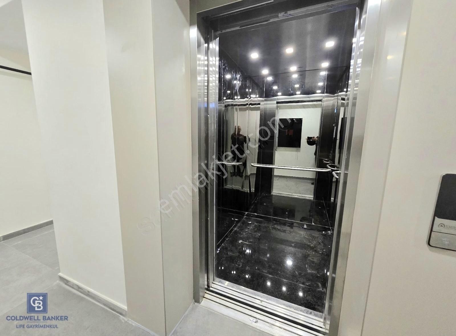 Bornova Kemalpaşa Mahallesinde 1+1 Satılık Daire - Görsel 32