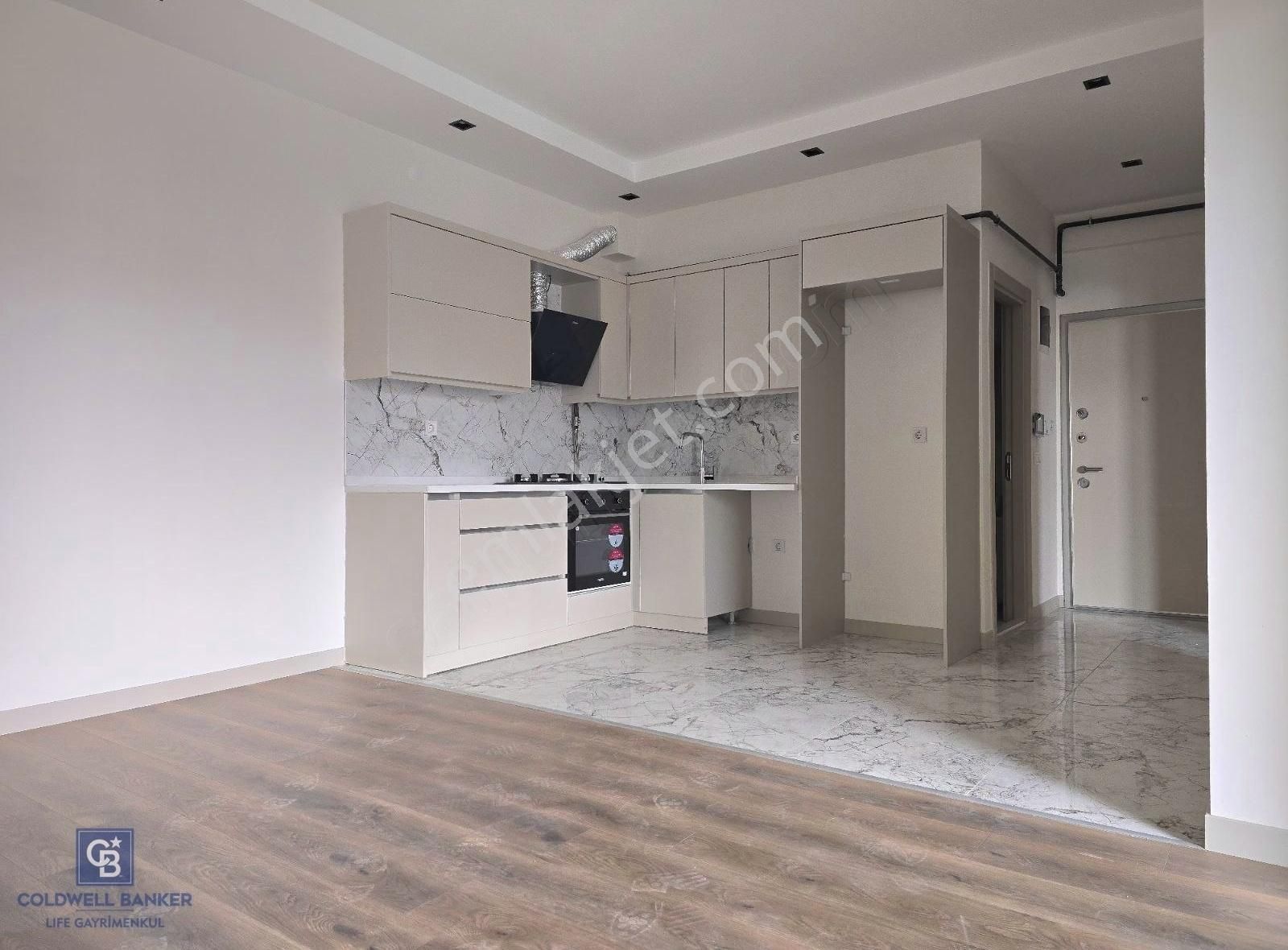 Bornova Kemalpaşa Mahallesinde 1+1 Satılık Daire - Görsel 8