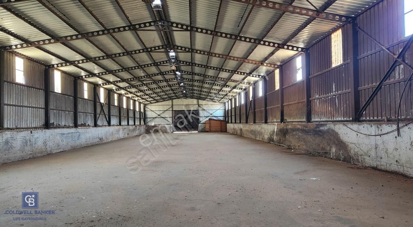 Kemalpaşa Bağyurdu 1200 Metrekare Kiralık Depo - Görsel 7