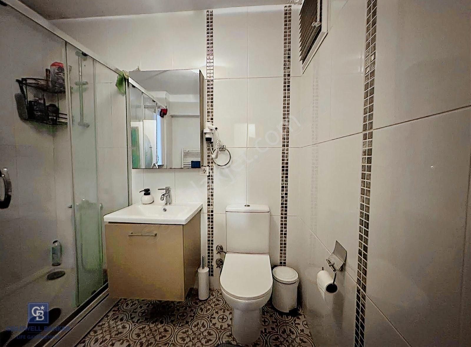 Bostanlı'da Köşe Konumlu Satılık 3+1 Daire - Görsel 4