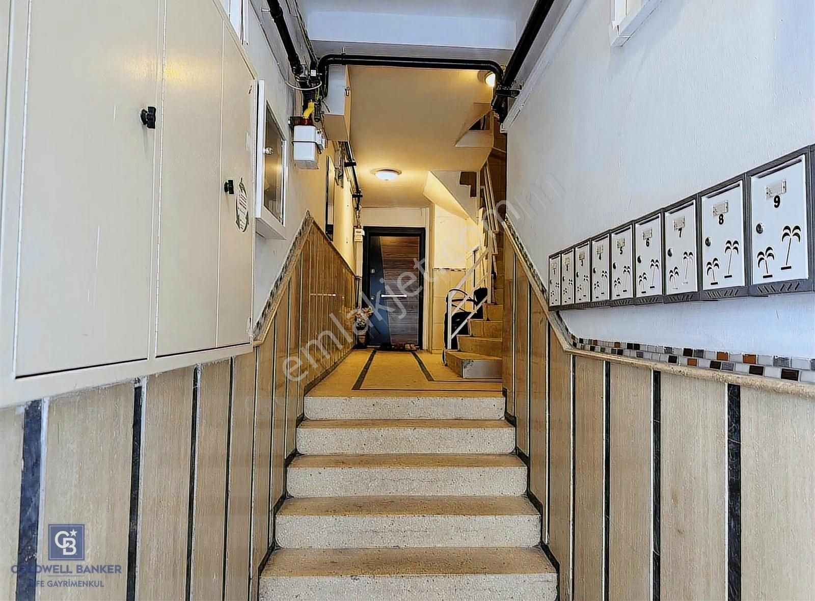 Bostanlı'da Köşe Konumlu Satılık 3+1 Daire - Görsel 15