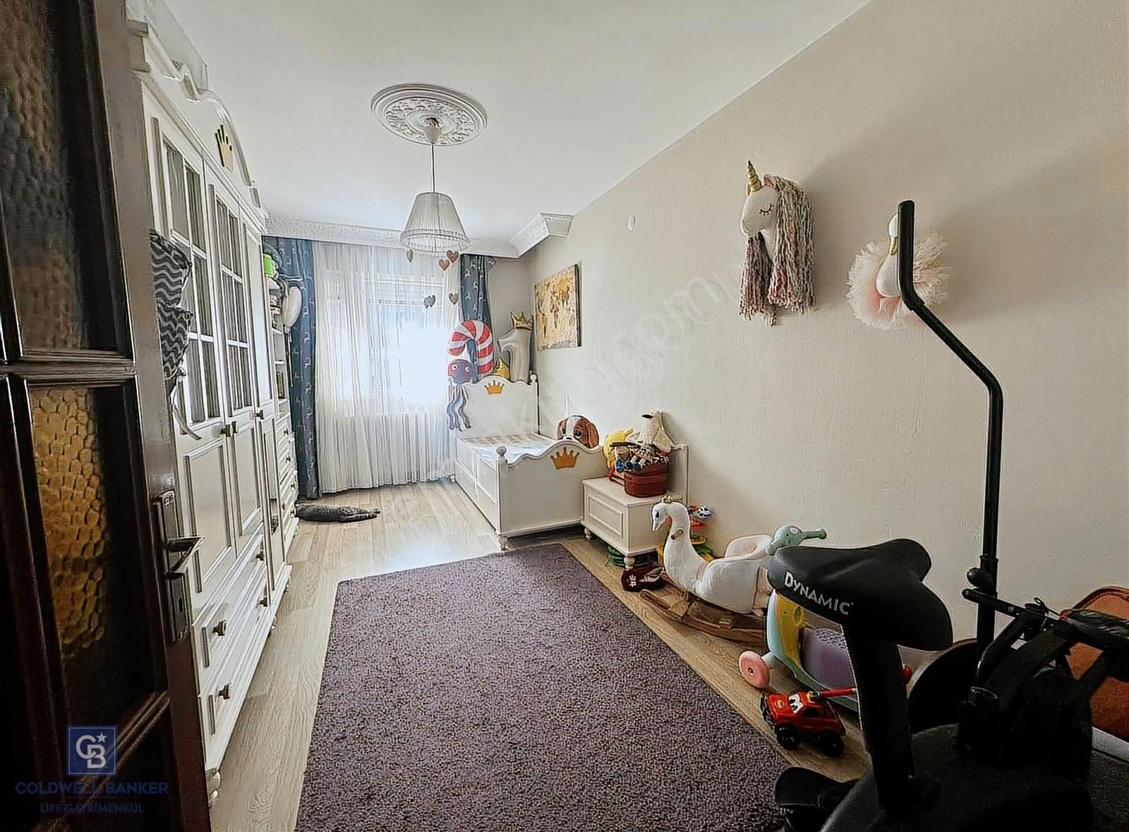 Bostanlı'da Köşe Konumlu Satılık 3+1 Daire - Görsel 16