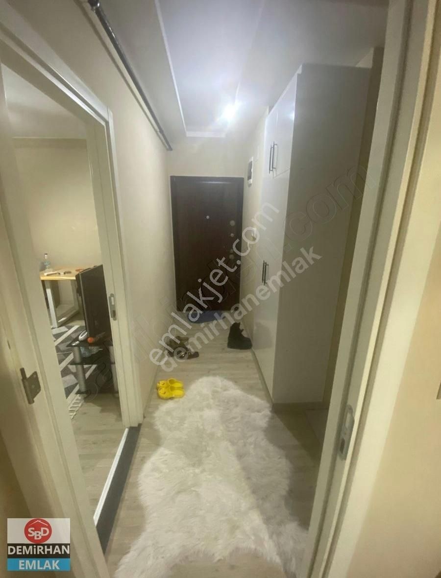 Demirhan Emlak'tan Cadde Üzeri Satılık 2+1 Daire - Görsel 3
