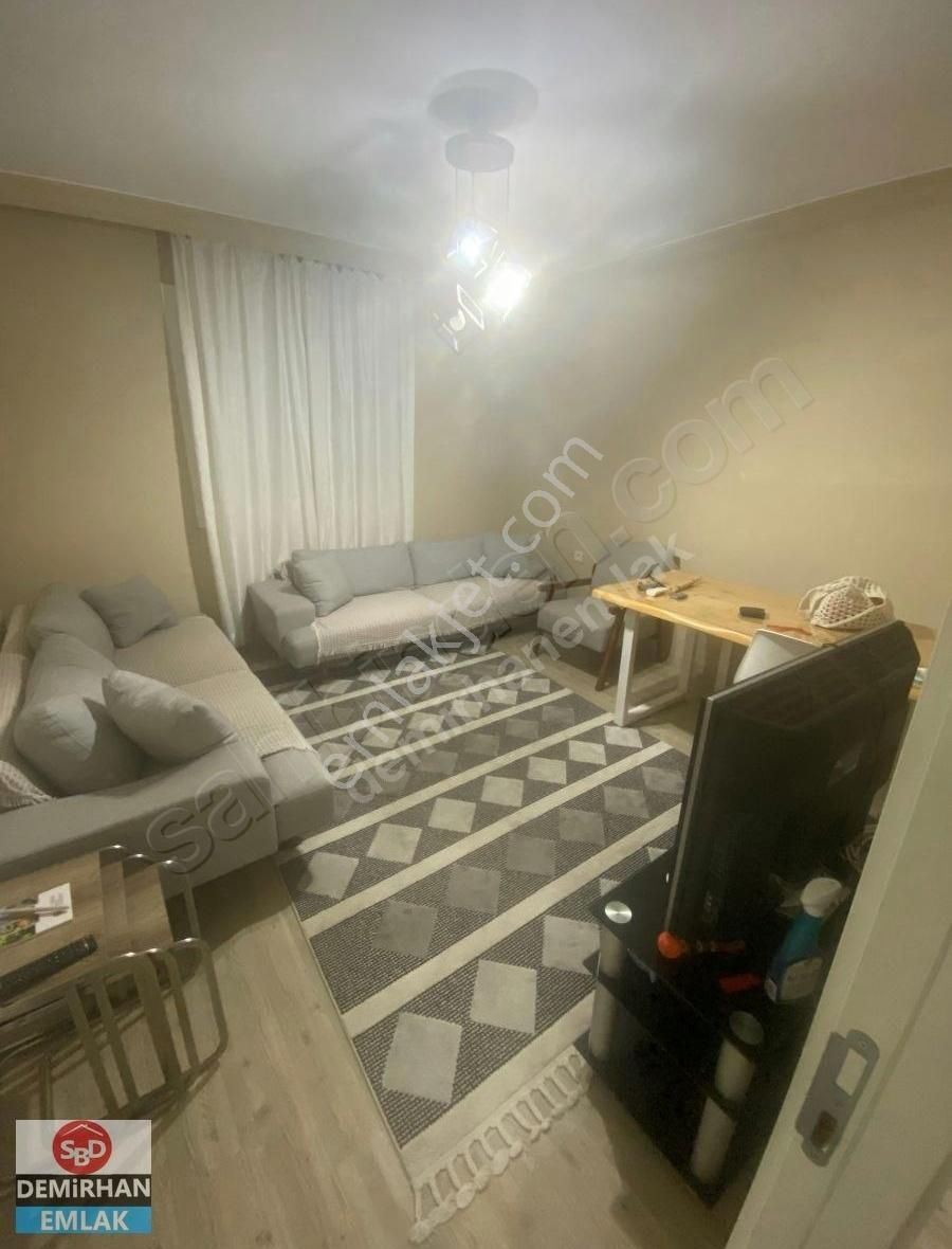 Demirhan Emlak'tan Cadde Üzeri Satılık 2+1 Daire - Görsel 11