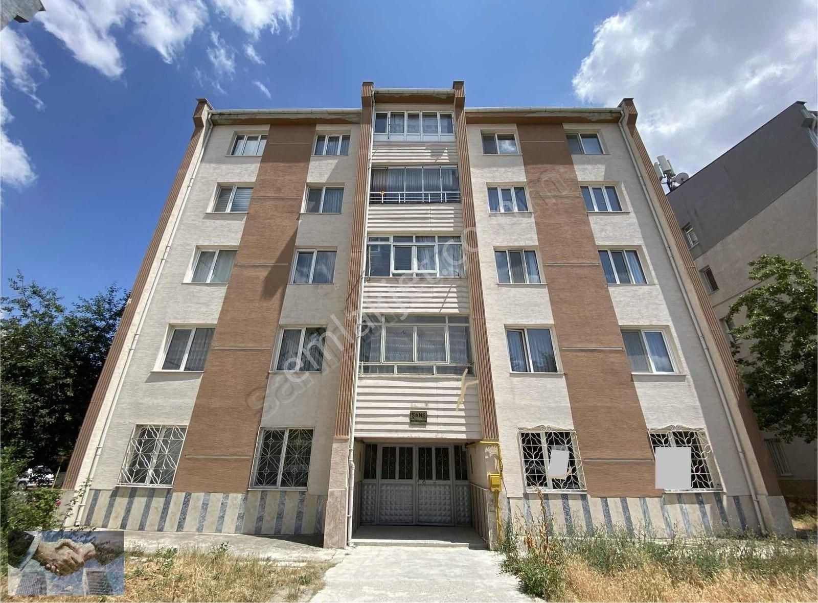 Es Emlak'dan Devlet Hastanesi Yakını Merkezi Konumda Kiralık 2+1